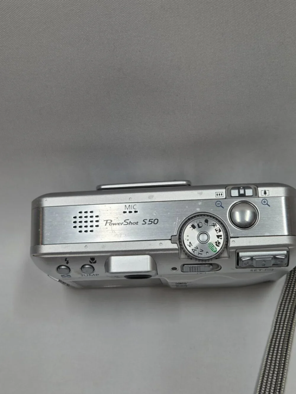 Canon Powershot S50 Silver 5 Mega Pixel Digital Camera 3x Zoom - Picture 9 of 15